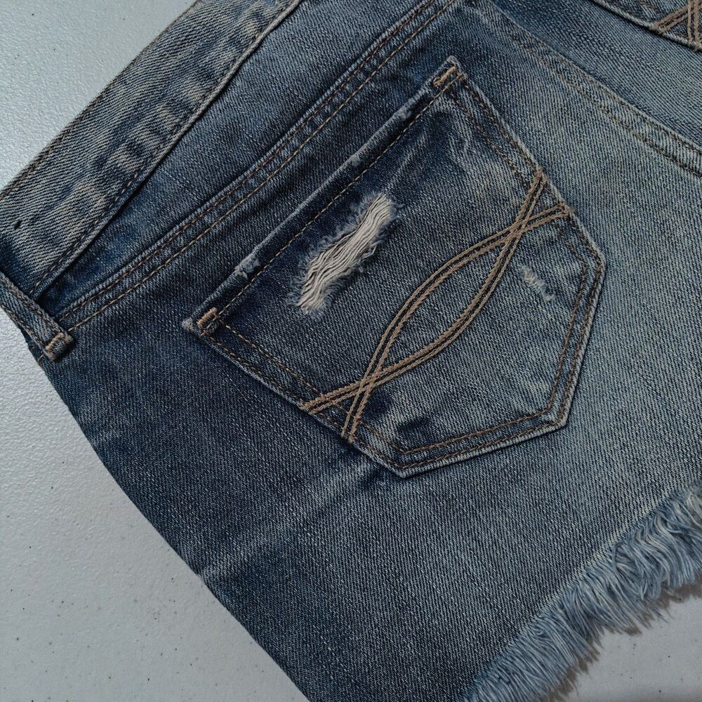Abercrombie & Fitch Micro Shorts Womens 2 / 28 Blue Jean Denim Mini Shortie Rip - Picture 6 of 12
